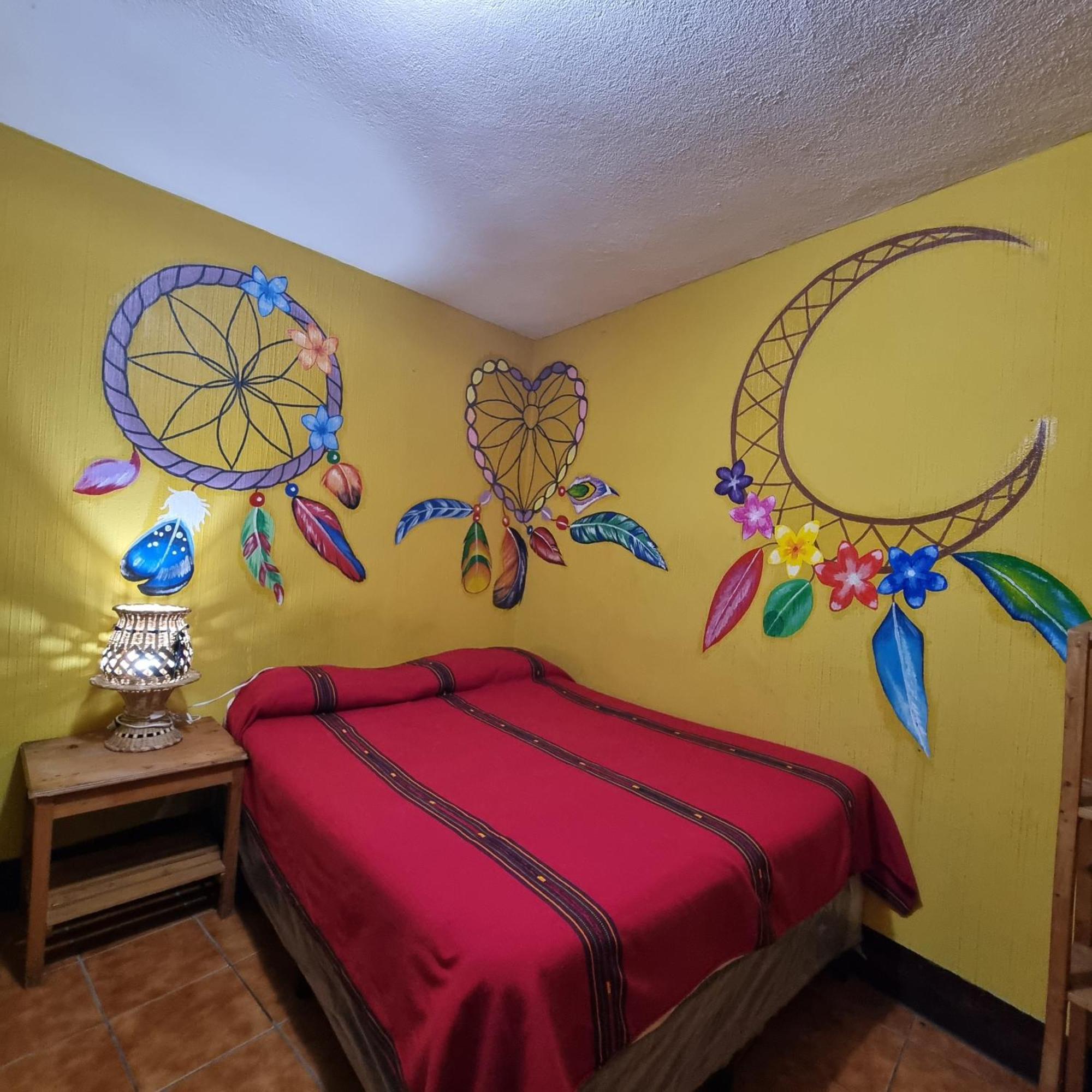 Hotel Encuentro Del Viajero Panajachel Esterno foto