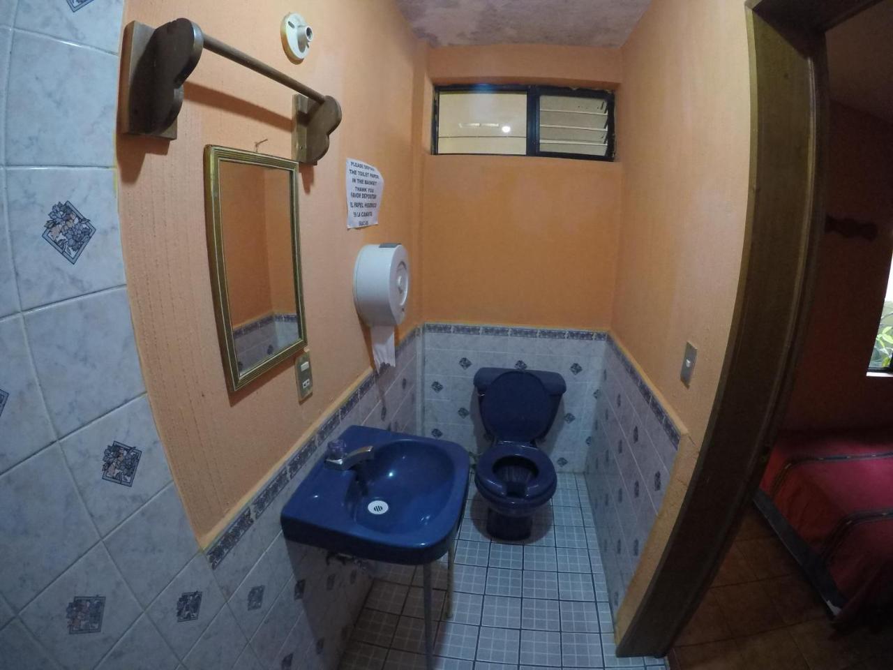 Hotel Encuentro Del Viajero Panajachel Esterno foto